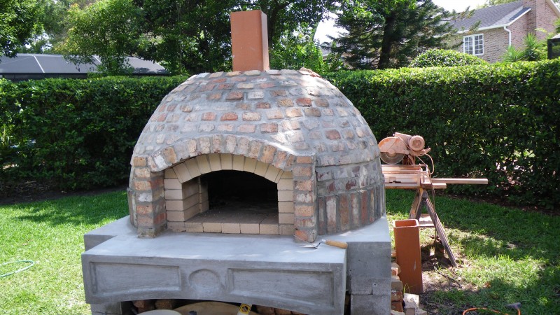 Как построить печь для пиццы в саду